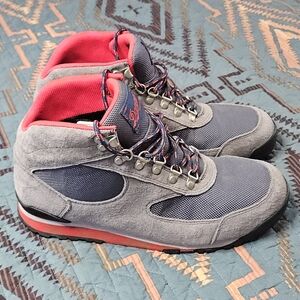 Danner Jag Steel Hiking Boots.